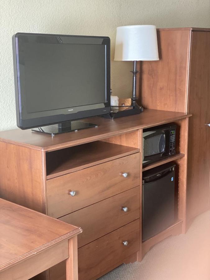 Americinn By Wyndham Newton Zewnętrze zdjęcie