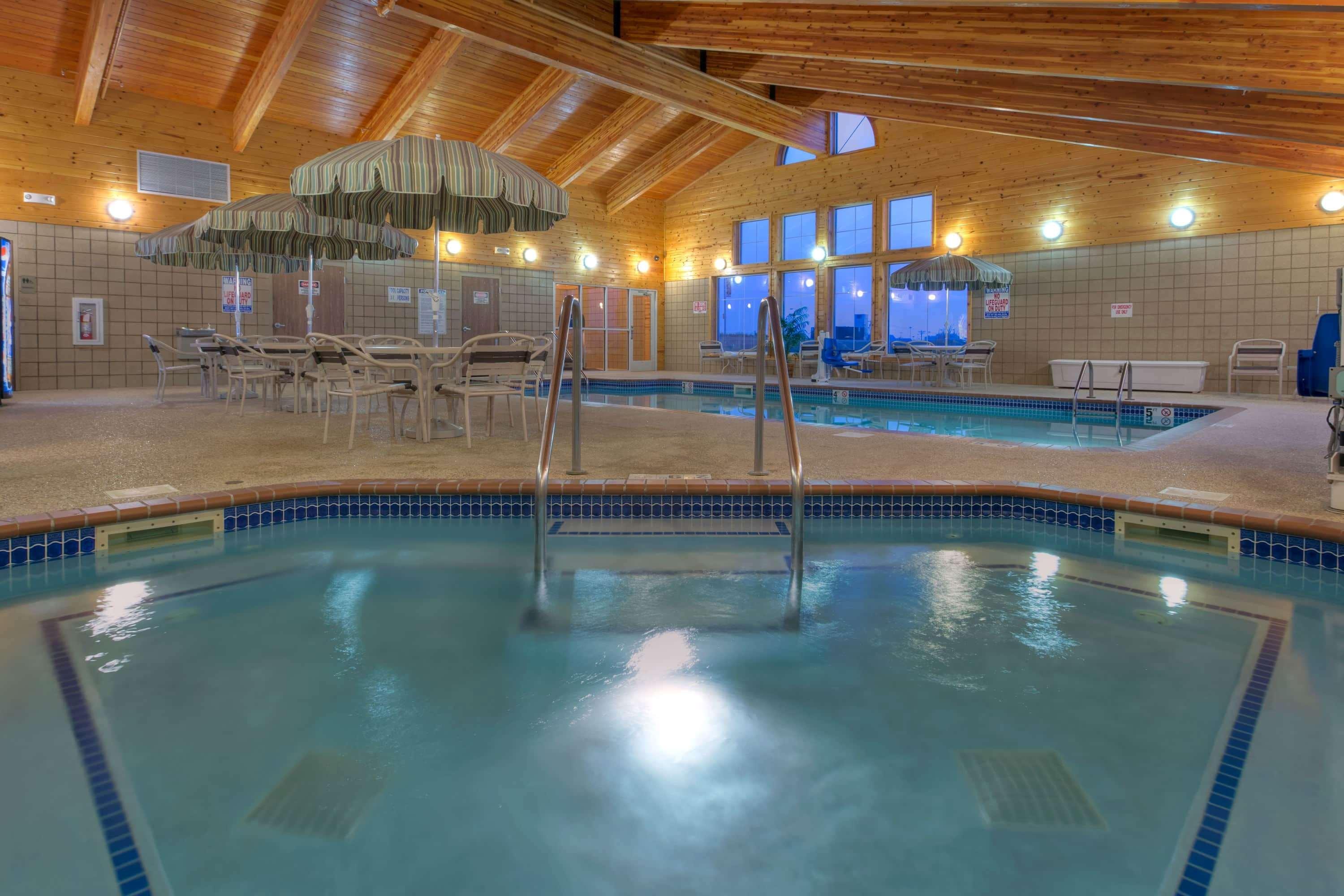 Americinn By Wyndham Newton Zewnętrze zdjęcie